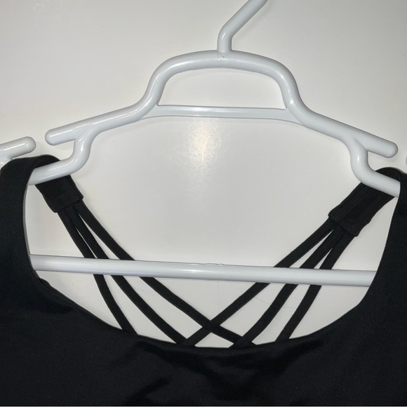 NWOT Women’s Victoria’s Secret Flow On Point Strappy Back Sports Bra Black XL - Picture 3 of 6
